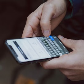 Person holding a phone